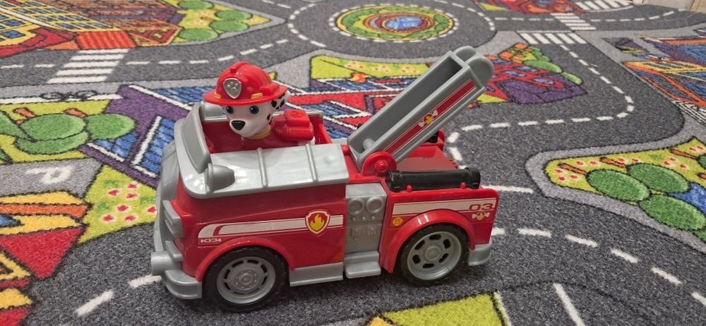 Продам машинки щенячий патруль (Гонщик, Рокі, Маршал, Скай)