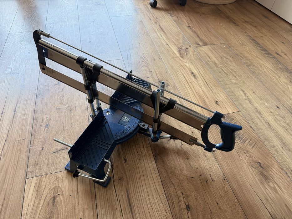 Piła ukośna - ukośnica - ręczna - LuxTools