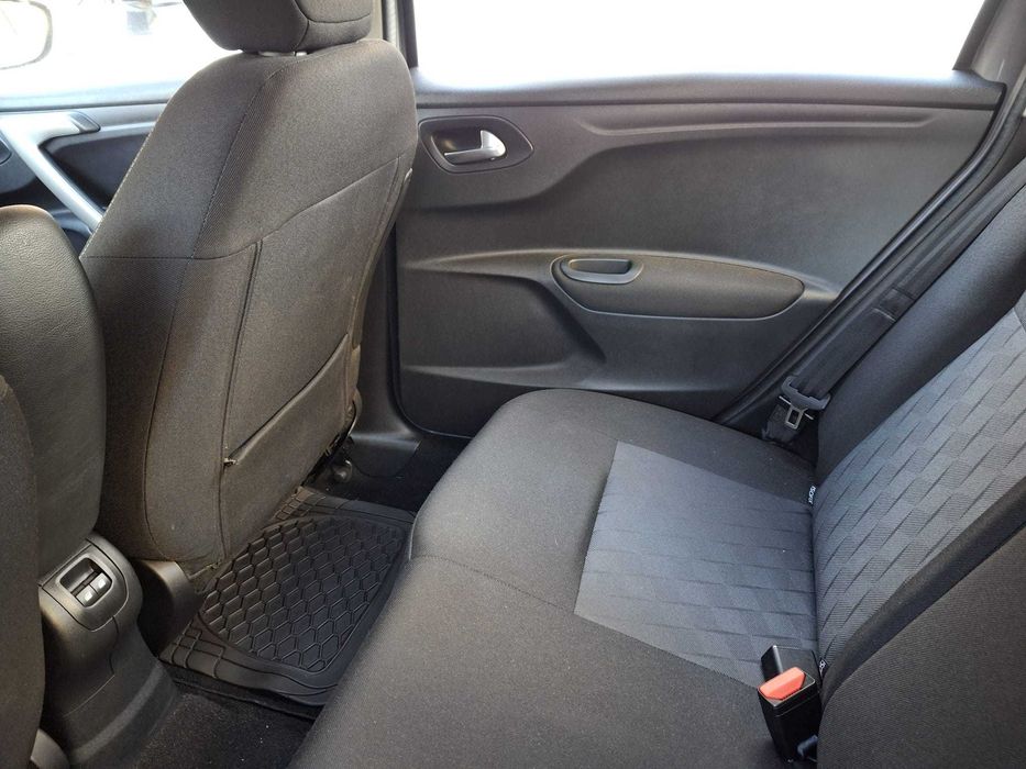 Citroen C-Elysée (Sempre assistido na marca,livro de revisões)