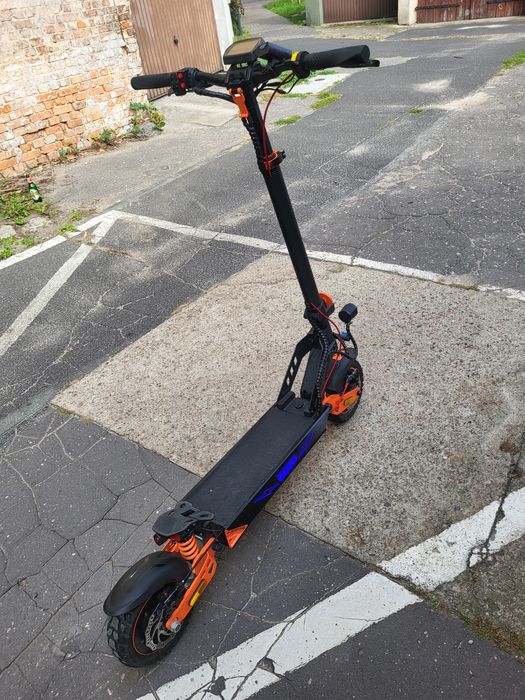 Sprzedam Kamikadze k1 plus  silnik 1000w  Bateria:48v 20Ah
Kamikadze k1 plus 
przebieg365 km
Moc silnika: 1000 W  
​Bateria: 48 V / 20 Ah
Bateria 10Ah