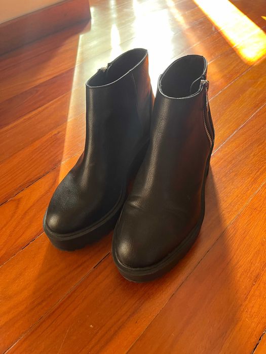 Botas pretas Pull and Bear