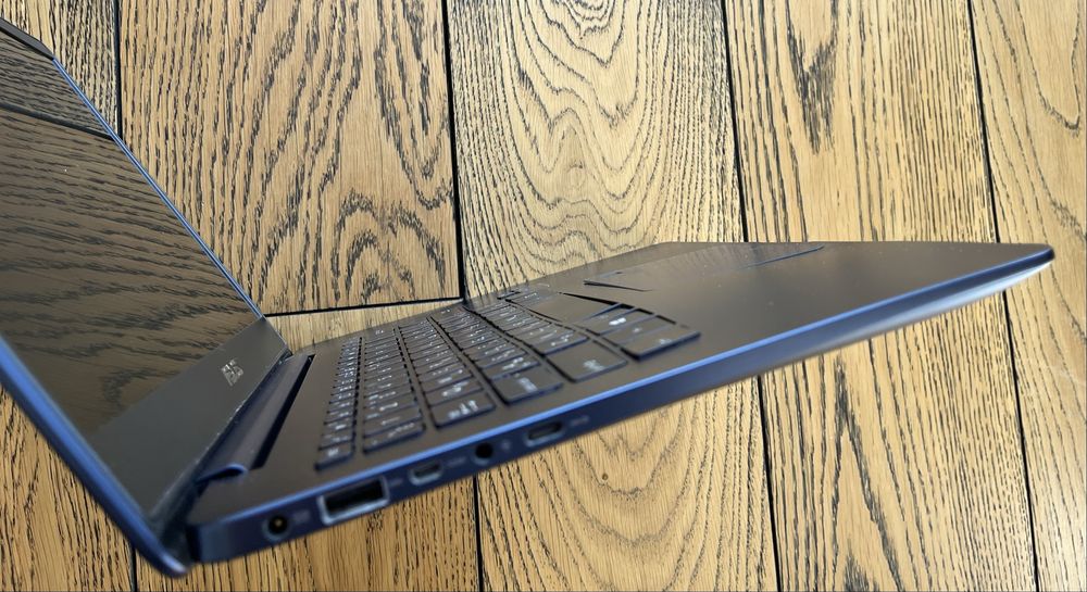 Asus Zenbook 14 UX430UAR