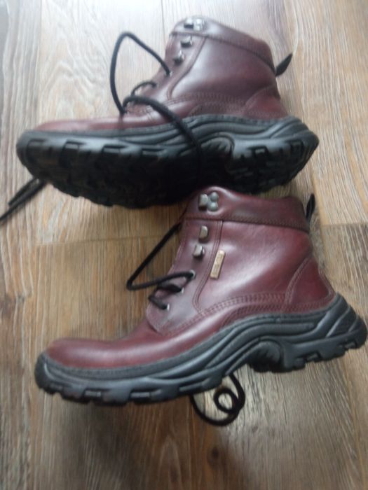 Продам мужскую обувь