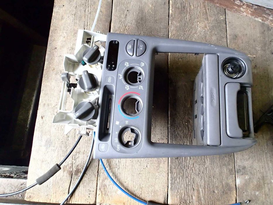 Блок управления печкой, кондиционером Ниссан Хонда Тойота Мазда ВМВ