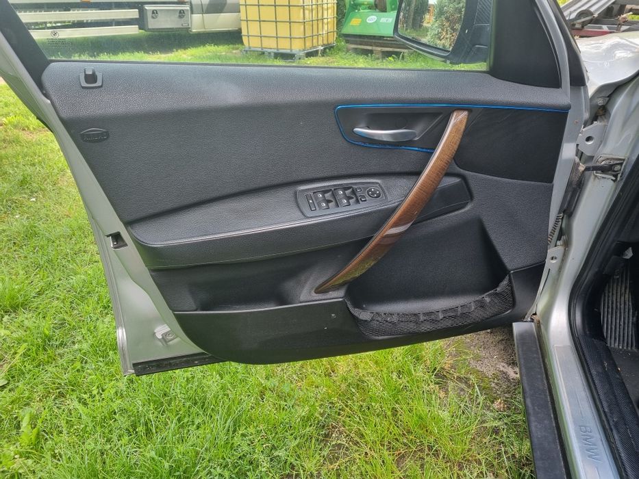 Fotele wnętrze czarna skóra Bmw e83