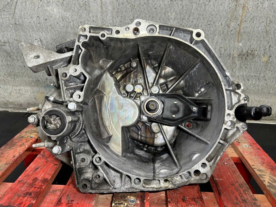 Caixa Velocidades Citroen C4/Peugeot 207/307/308 1.6HDI (Ref:20DM69)