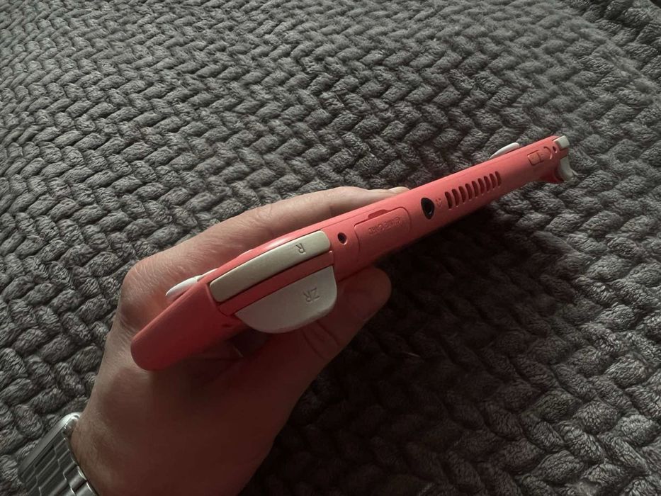 Nintendo Switch lite рожева 128 гб з іграми + чохол