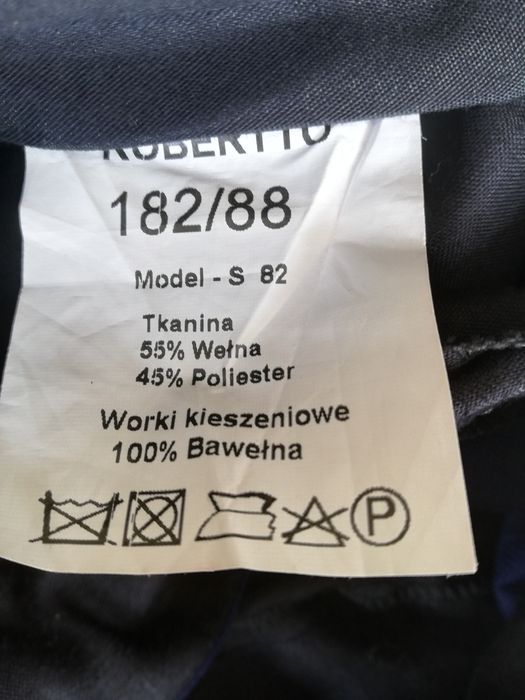 Garnitur męski granatowy