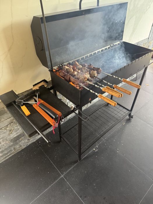 Мангал классный для приготовления шашлыка и гриль