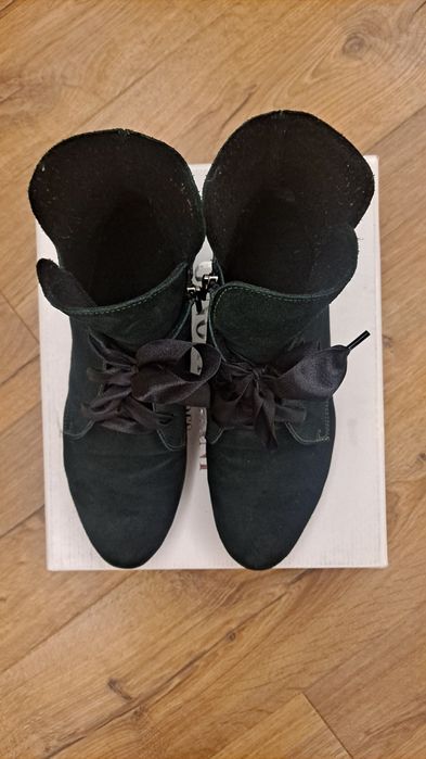 Botki zamszowe butelkowa zielen lekko ocieplane 40/41 skórzane