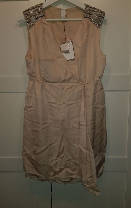 Nowa sukienka Vila L