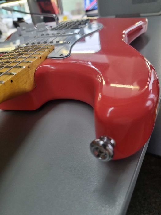 Gitara elektryczna lutnicza