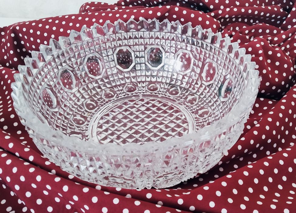 Цукерниця кришталева, конфетница хрустальная