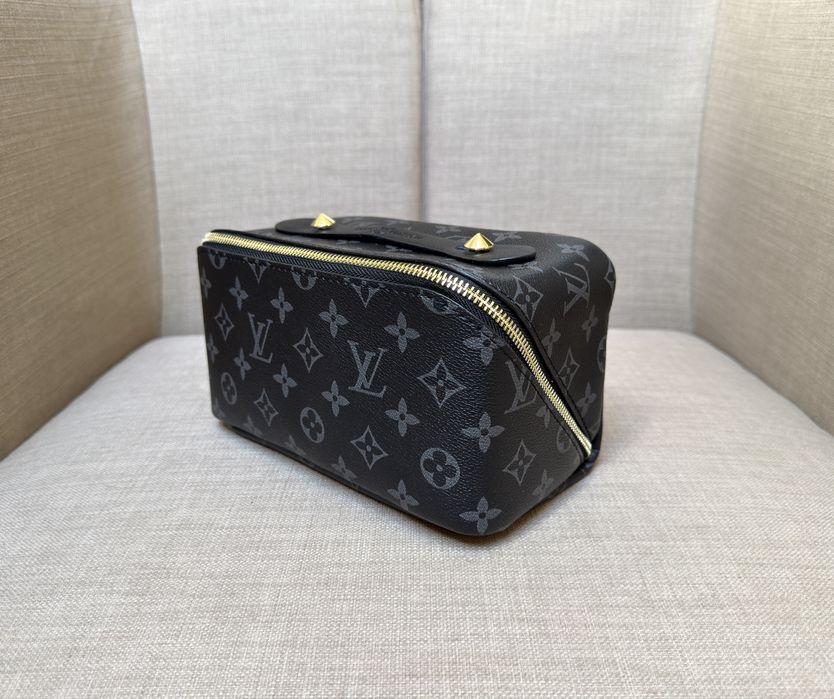 Kosmetyczka LV Louis Vuitton czarna monogram