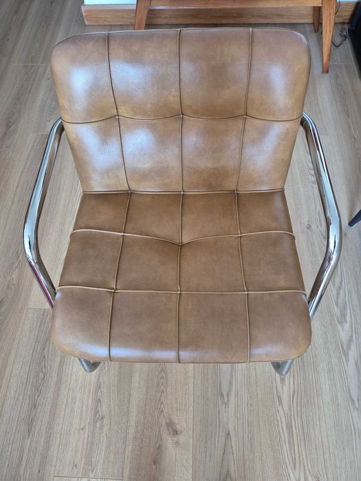 Cadeiras de escritorio Daciano da Costa anos 70/80 modelo Airborne.