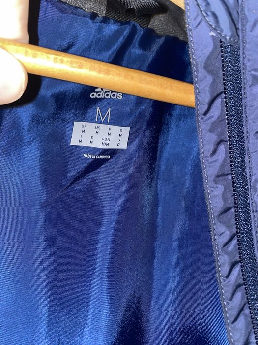 Оригінальна куртка adidas синя