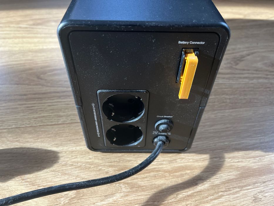 Zasilacz UPC APC bvx900LI-GR