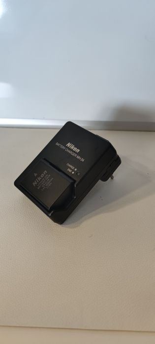 Nikon D5200 + Tamron 70–300mm + Nikkor 50mm f/1.8D + akcesoria-komplet