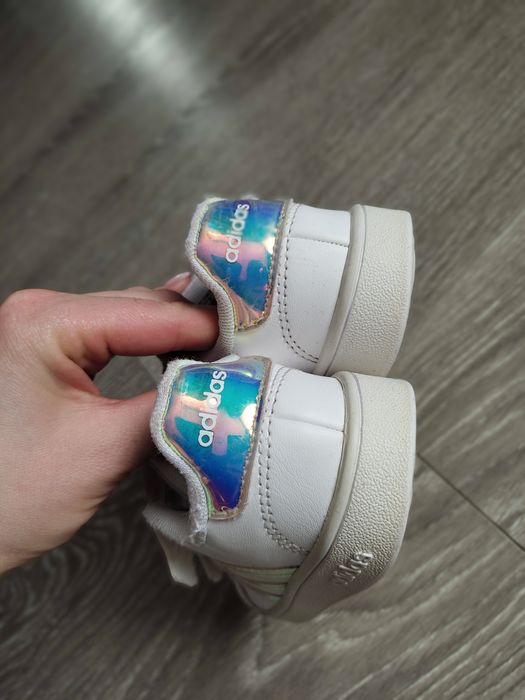 Кросівки Adidas  26,5