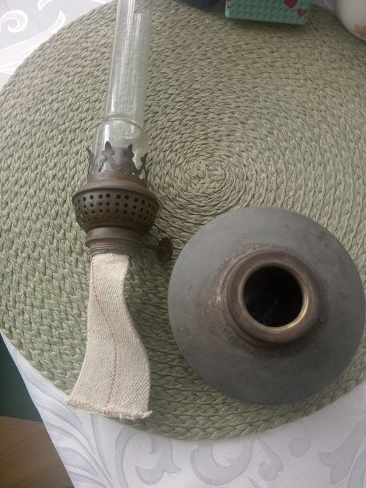 Lampa naftowa vintage