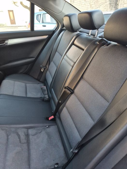 Vendo este belo carro