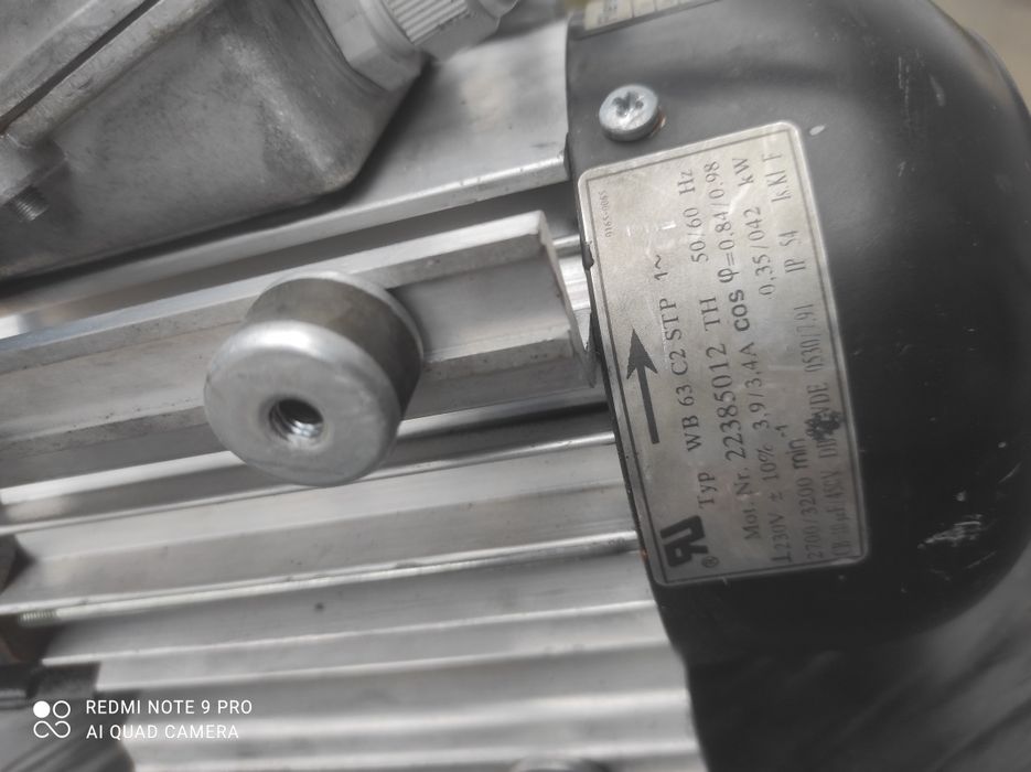 Вакуумний насос  RIETSCHLE V-VTE8
Elmo Rietschle
E