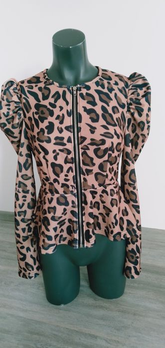 Marynarka, narzutka w panterkę, na zamek, bufiaste rekawy