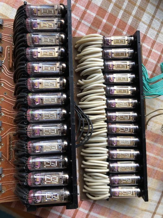 Лампи індикаційні 1975рік IN-12y,IN-12Б.