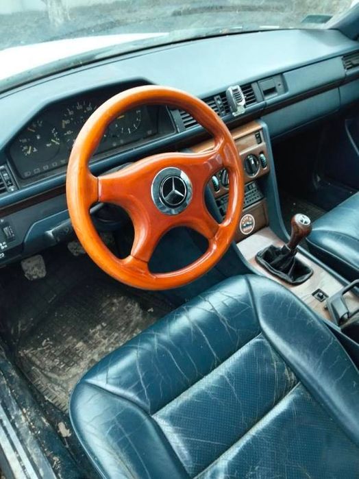 Sprzedam Mercedes 124 200d