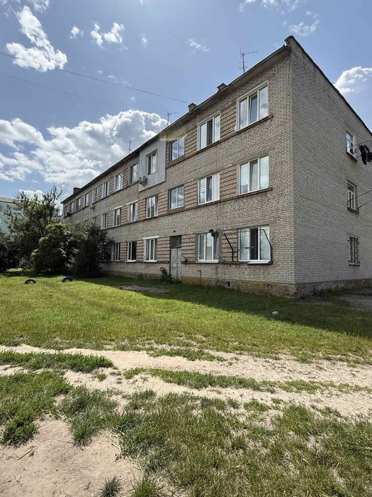 Продаж 2 кімнати + кухня в гуртожитку