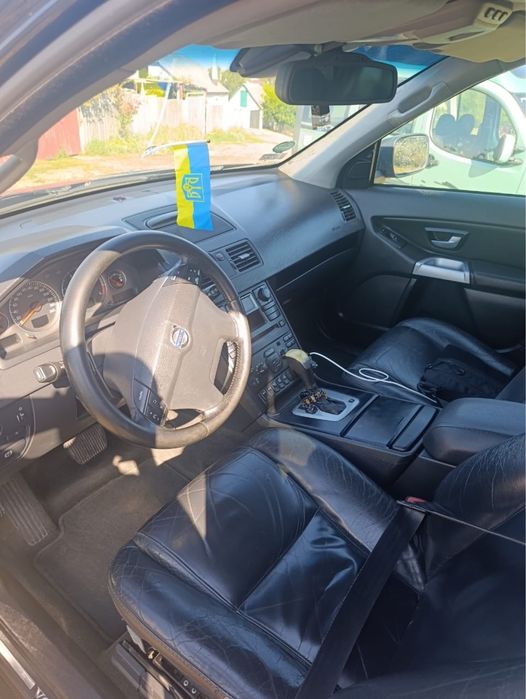 Автомобіль volvo
