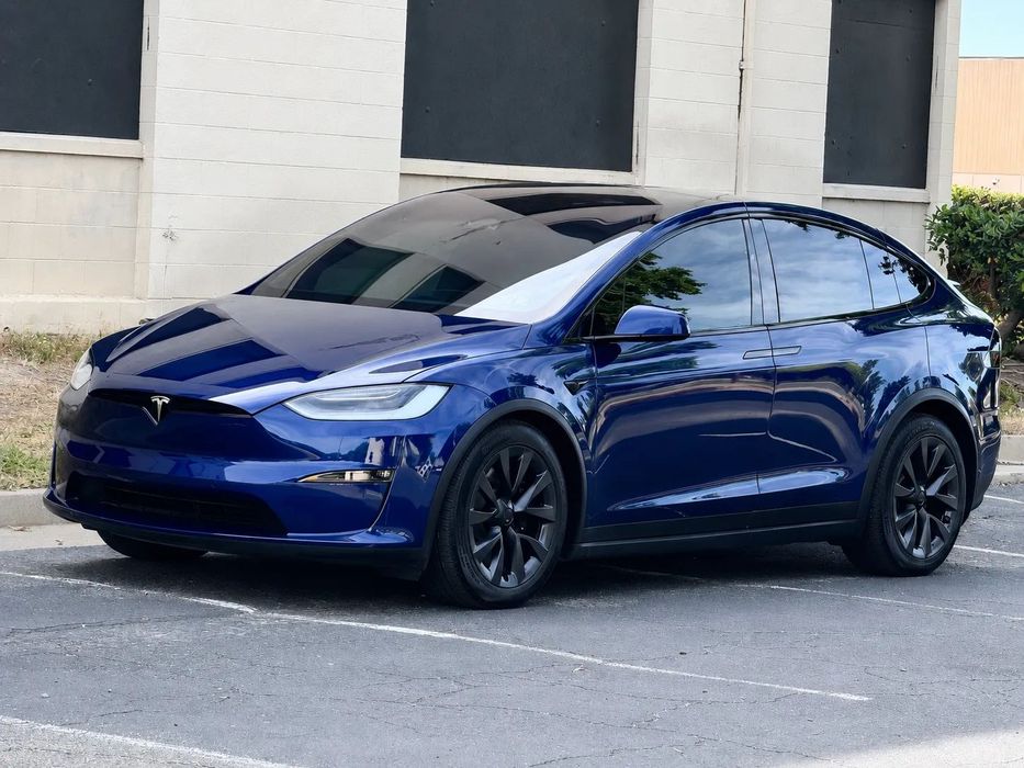 Tesla Model X 7-os w pełni elektryczny SUV klasy premium