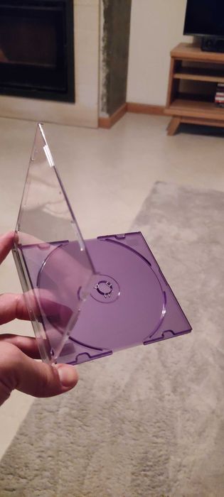 Caixas de CDs e DVDs64584647024898123