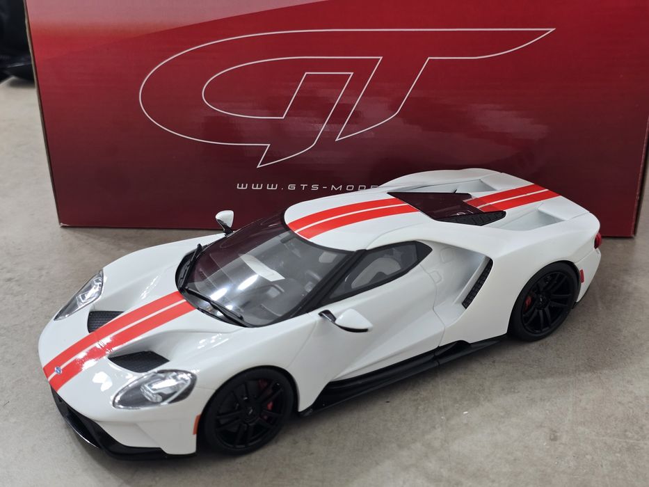 Minatura 1/18 Ford Gt