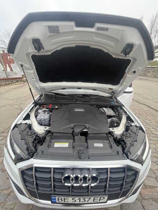 Срочно! Продаи Audi q7 2020 пробег 5000