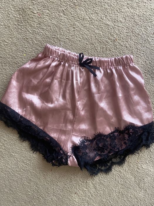 Піжама жіноча атласна M