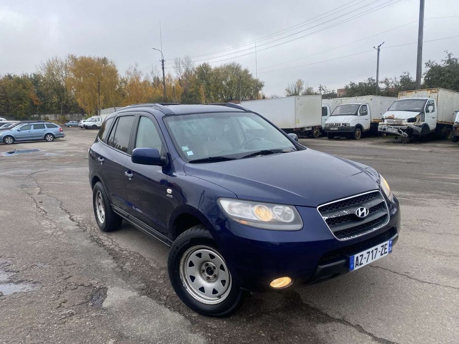 Продам машину для военного hyndai Santa-fe