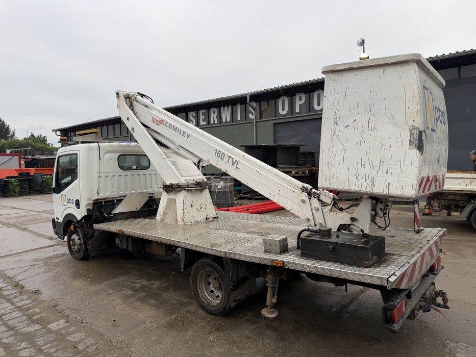 Podnośnik koszowy Nissan Cabstar 16m