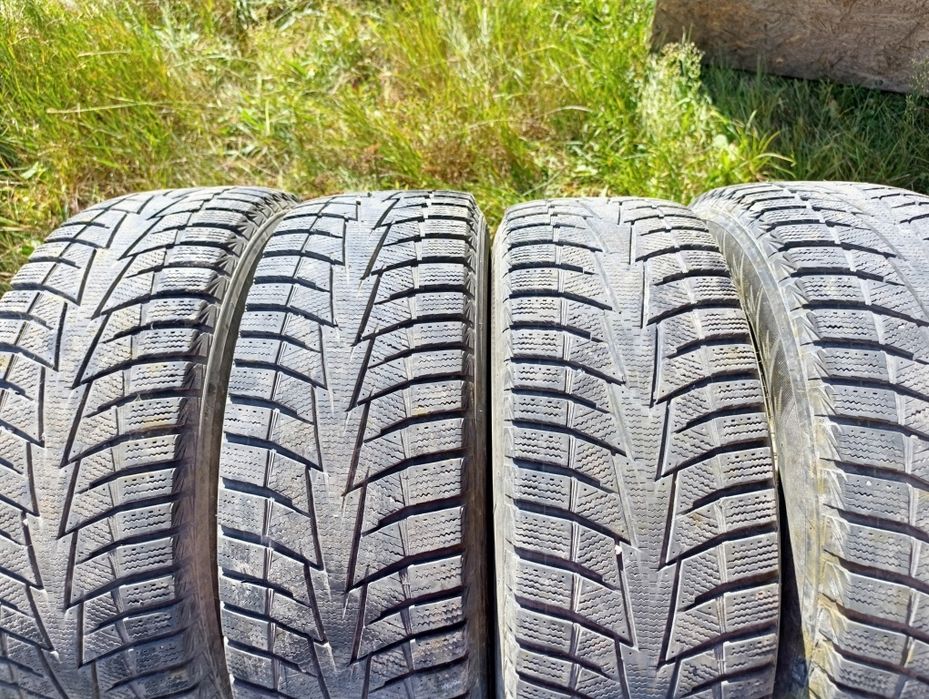 Зимние шины 225/65 R17 Yokohama G075 Triangle PL01
