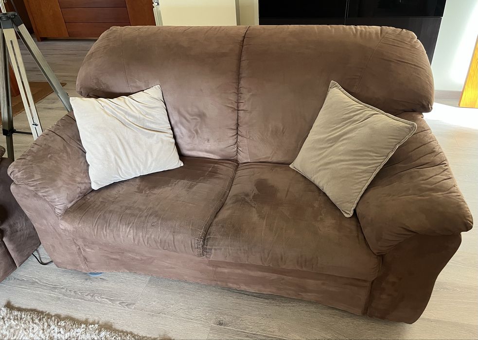 Sofás Castanhos (3+2)
