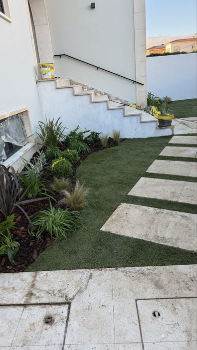 Construção, Manutenção de Jardins e Desmatamentos – Serviços Profissionais