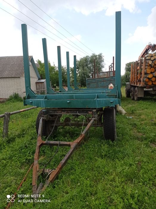Причіп лісовоз  .