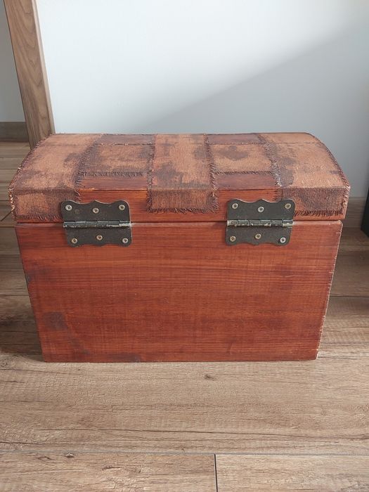 Kufer drewniany stan bdb