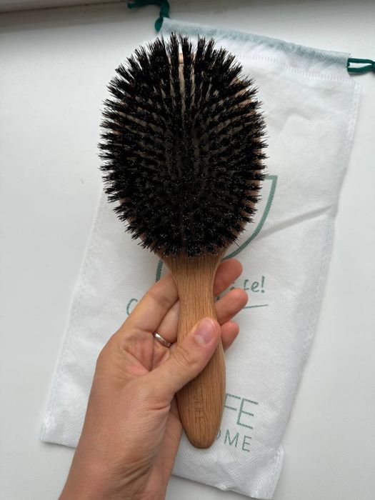 Щітка з натуральною щетиною