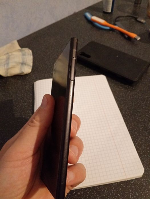 Продаю Sony xperia xz 3/64