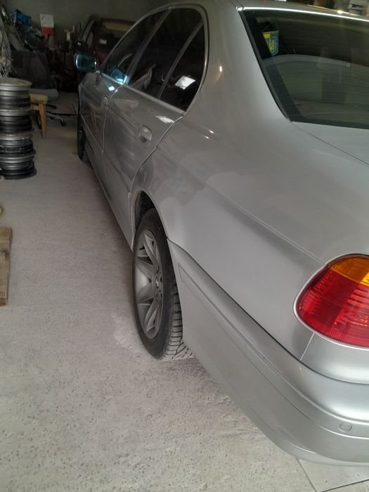 BMW E39 525 d 2001 року