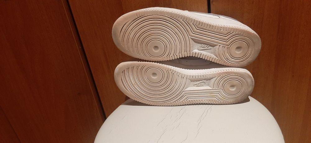 Oryginalne buty skórzane nike air force 1 roz 40, 25cm