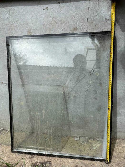 Продам двухкамерные глухие окна разных размеров.