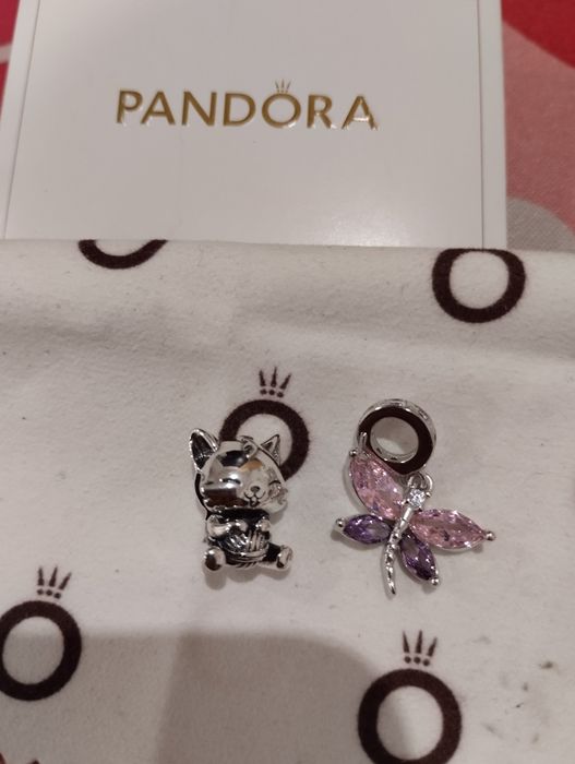 Contas  pulseira Pandora em prata .Novas. vários preços