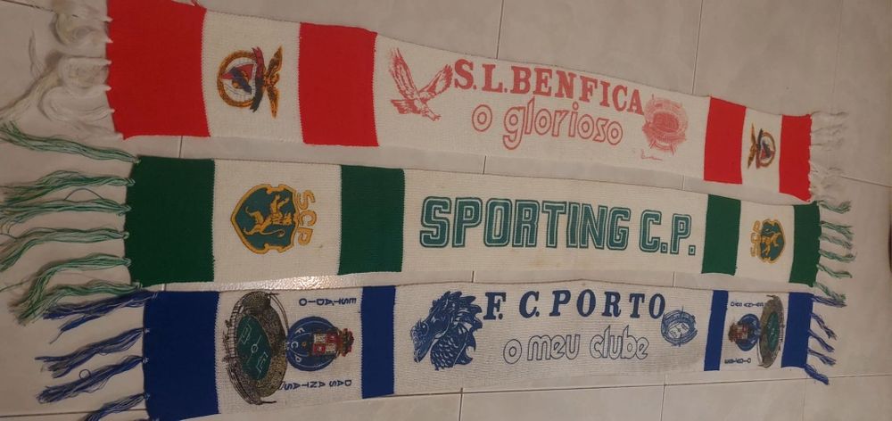 3 cachecois sntigos de lã